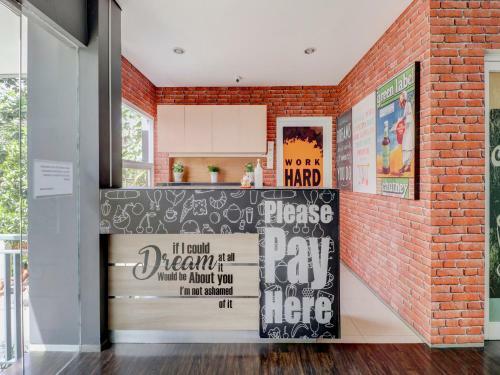 Hotel Oyo 90563 Socialite Dago Asri