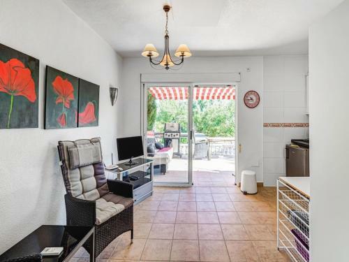 Detached Villa In Daya Vieja With Private Swimming Pool