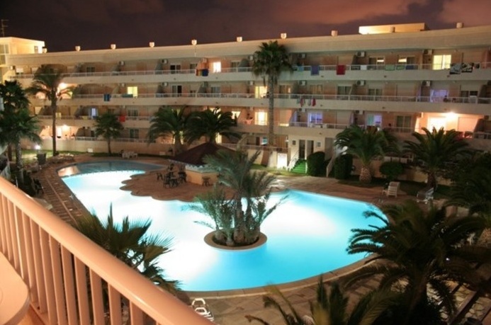Apartamentos Palmera Beach