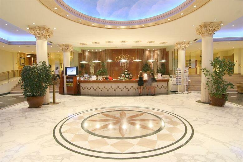 Hotel Benidorm East By Pierre & Vacances