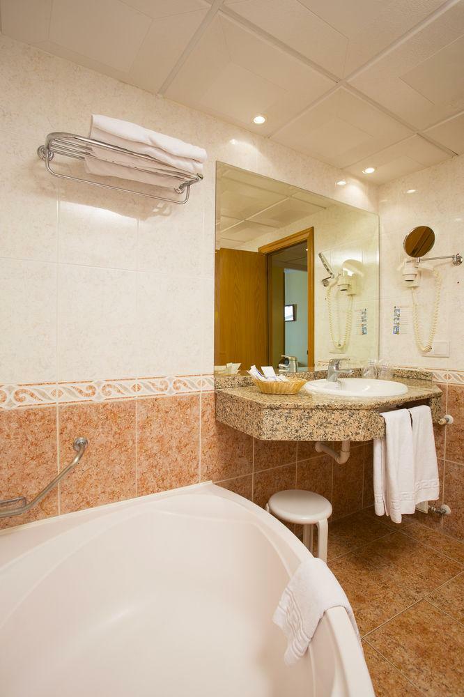 Hotel Benidorm East By Pierre & Vacances