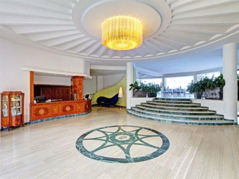 Grand Hotel President
