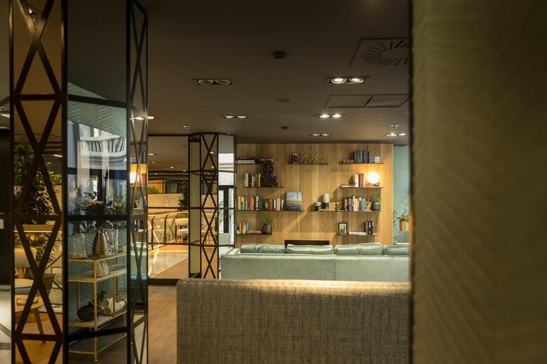 Hotel Petit Palace Alcal� Torre