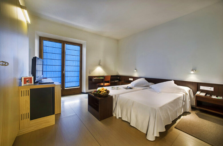 Hotel Empord�
