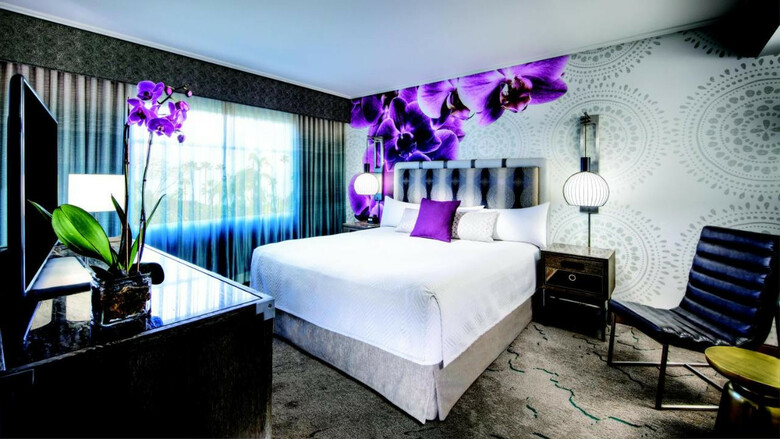 Hotel Universal's Loews Royal Pacific Resort