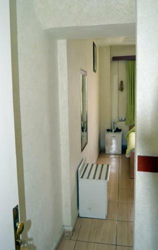 Yunus Hotel