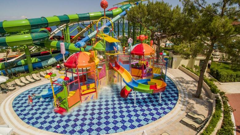 Hotel Crystal Flora Beach Resort