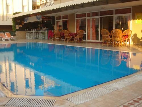 Marina Apart Hotel