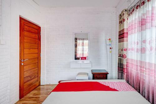 Hotel Oyo 90617 Rumah Oma Opa