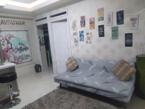 Emerald Tower Apartemen By Arra