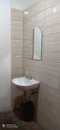 Hostal Guest House Pasundan