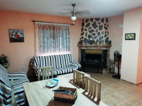 Agroturismo Casa Rural E Puente Del Segura