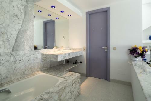 Villa Son Reynes Pool & Sea