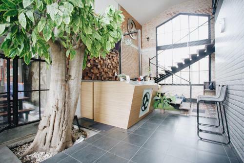 Hostal De Container Guest House