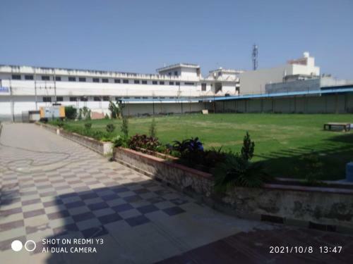 Oyo 83300 Hotel City Palace