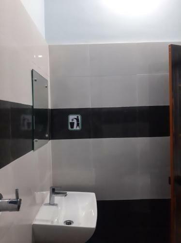 Hotel Madaparambil Residency