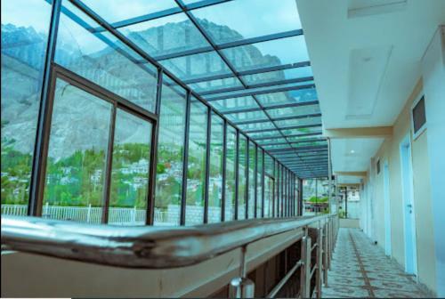 Hilltop Hotel