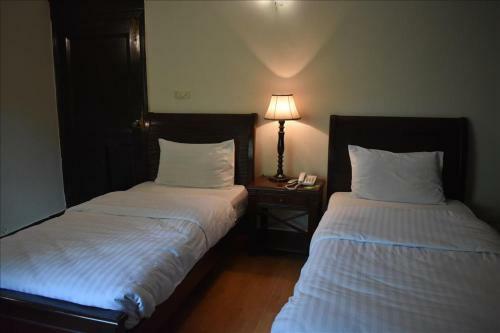 Hotel Royal Crown