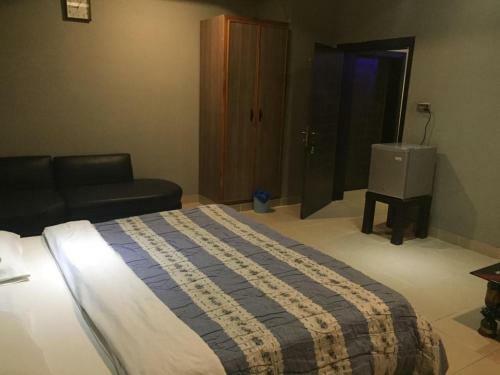 Hostal Royal House