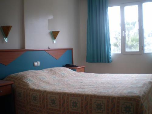Yacht Marina Apart Hotel