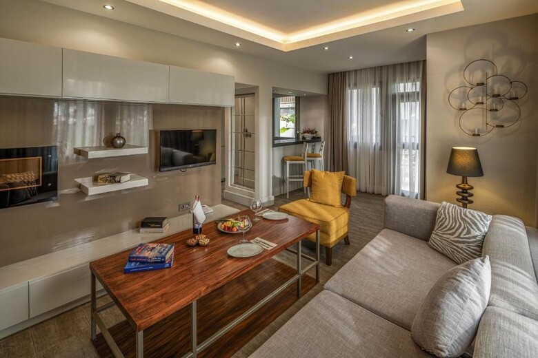 Hotel Balmy Foresta
