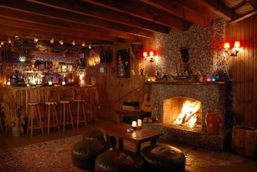 Hostal Piccolo Mondo Hotel
