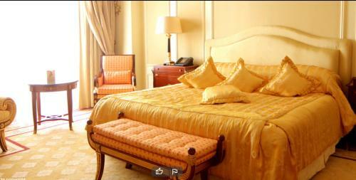 Hostal Landmark Guest House
