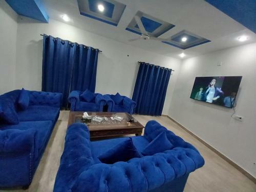 E-11, 2-bedrooms Luxury Apartment