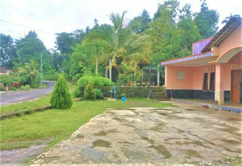 Hostal Madit Jaya Homestay