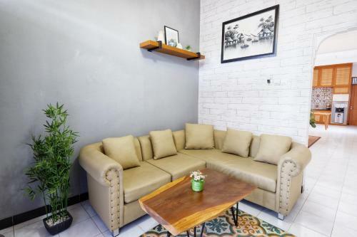 Hostal Andromeda Guest House