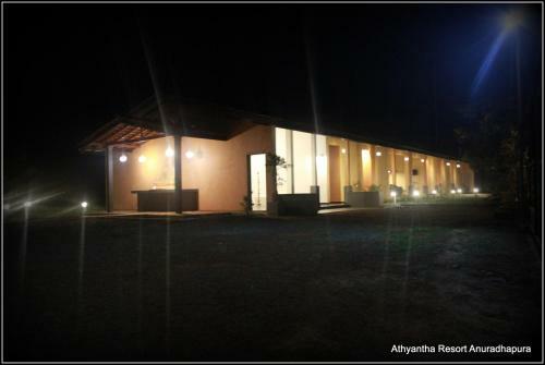 Hotel Athyantha Resort