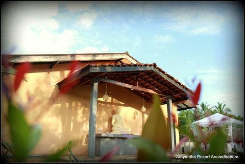 Hotel Athyantha Resort