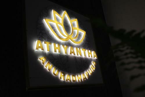 Hotel Athyantha Resort