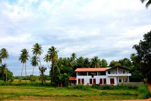 Hostal Royal Views Residence