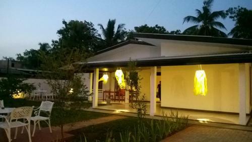 Hostal Tahala Transit Home