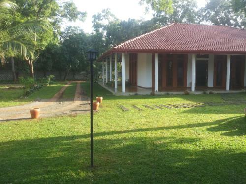 Hotel Kanimadala Resort