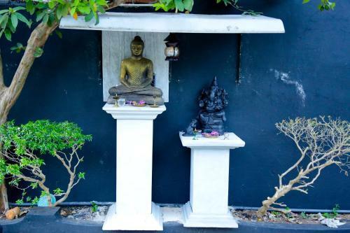Hostal Seven Rich Villa