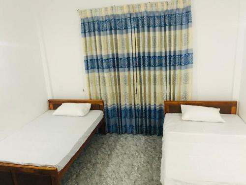 Hostal Purasara Guest