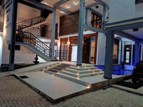 Hotel Pinnacle Villa