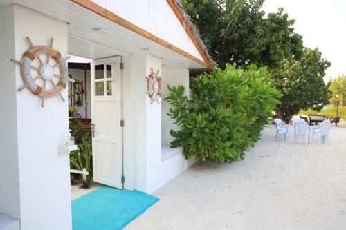 Hotel Hevana Holidays