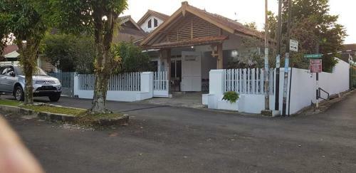 Purwosari Guest House
