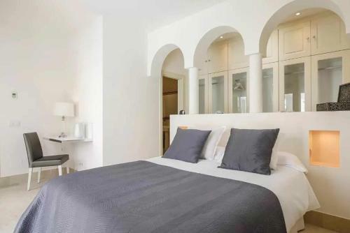 Priv� Royal Villa Bahiazul