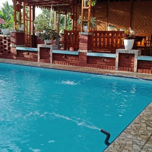 Villa Bambu Family