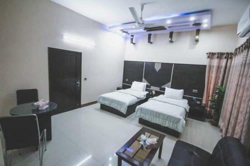 Hotel Raglia Guest House