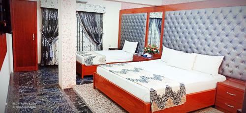 Hostal Rehaish