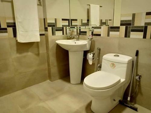 Hostal Couple Guest House Karachi