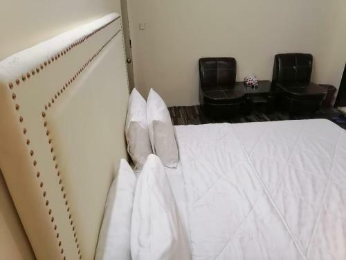 Hostal Couple Guest House Karachi