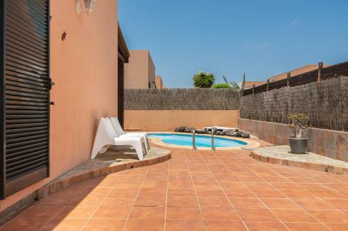 Great Villa With Private Pool Near Corralejo Es