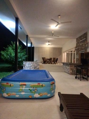 Villa Pd High Top Bungalow Homestay