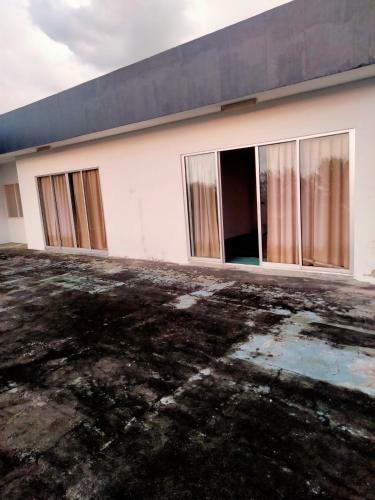 Villa Pd High Top Bungalow Homestay
